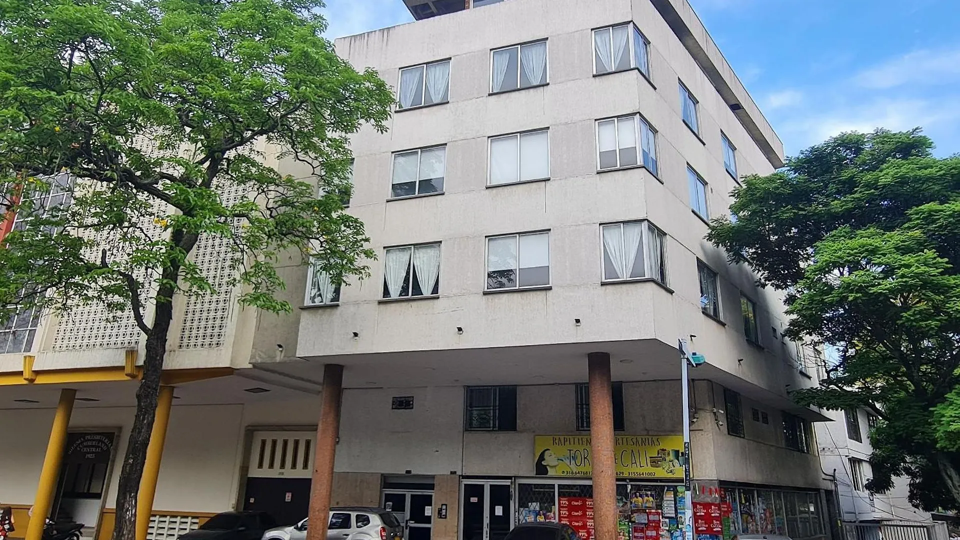 506 Moderno Aparta-Suite En Versalles Tipo Loft - Cali Tower Suites & Lofts 0*,
